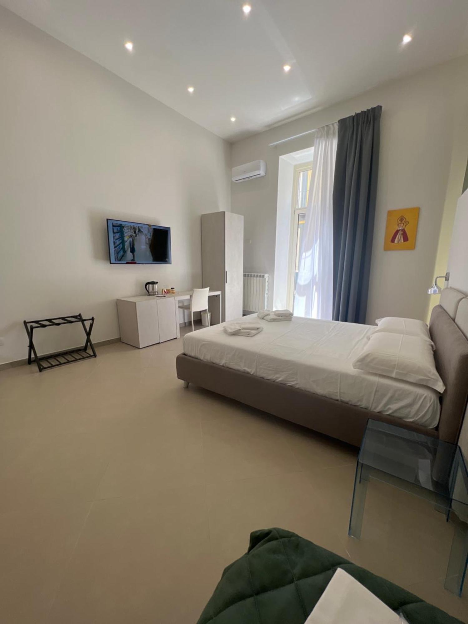 Hotel Dimora Chiaia 209 Neapol Zewnętrze zdjęcie
